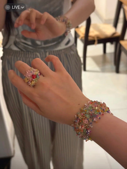 Spring/Summer "Dopamine-style" colorful woven bracelet featuring faux crushed-stone crystals—a sweet, unique, and stylish accessory.