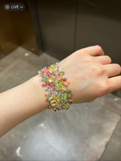 Spring/Summer "Dopamine-style" colorful woven bracelet featuring faux crushed-stone crystals—a sweet, unique, and stylish accessory.